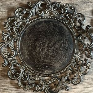 Gg collection metal charger plate